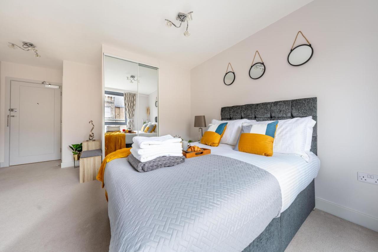 Windsor Luxury Studio Apartment Exterior foto